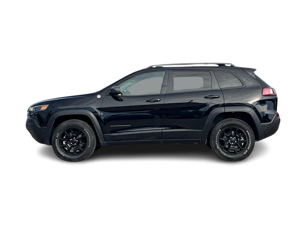 Thumbnail: 2021 Jeep Cherokee - 3