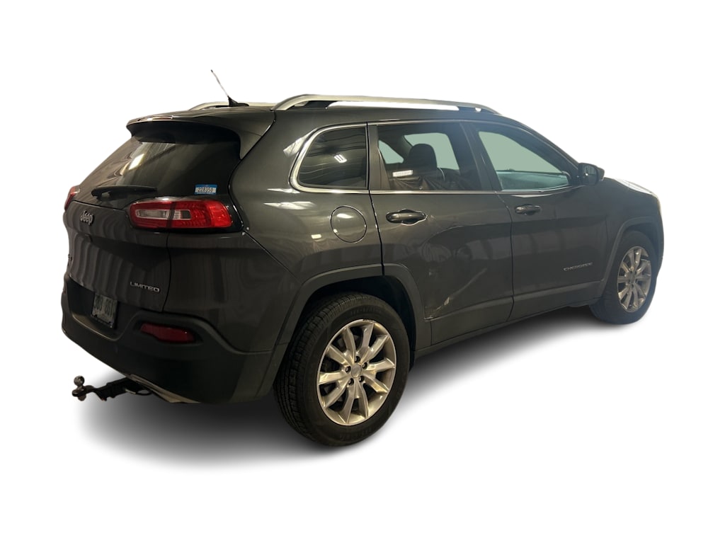 Thumbnail: 2015 Jeep Cherokee - 18