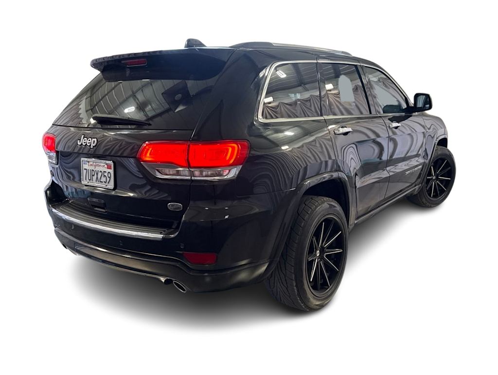 Thumbnail: 2016 Jeep Grand Cherokee - 17