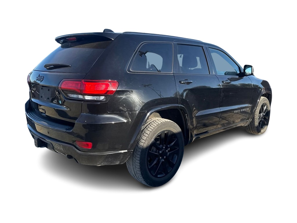 Thumbnail: 2017 Jeep Grand Cherokee - 16