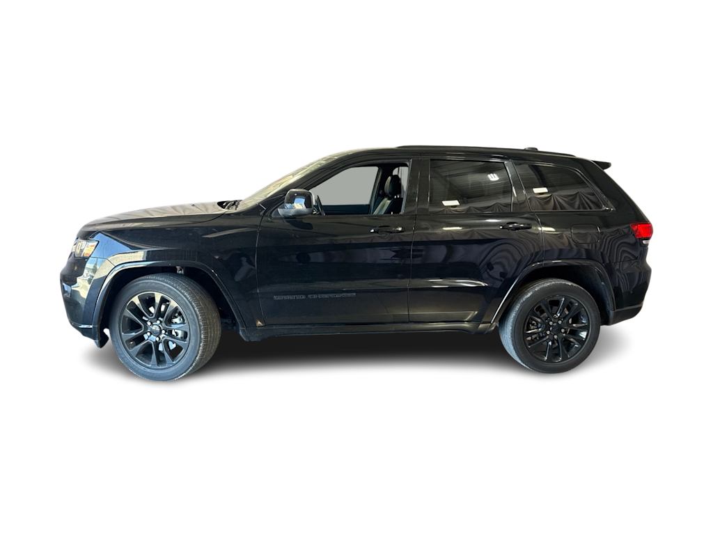 Thumbnail: 2018 Jeep Grand Cherokee - 3