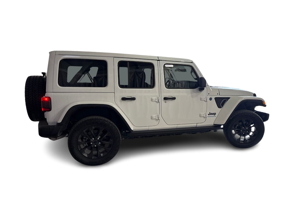 Thumbnail: 2025 Jeep Wrangler - 16