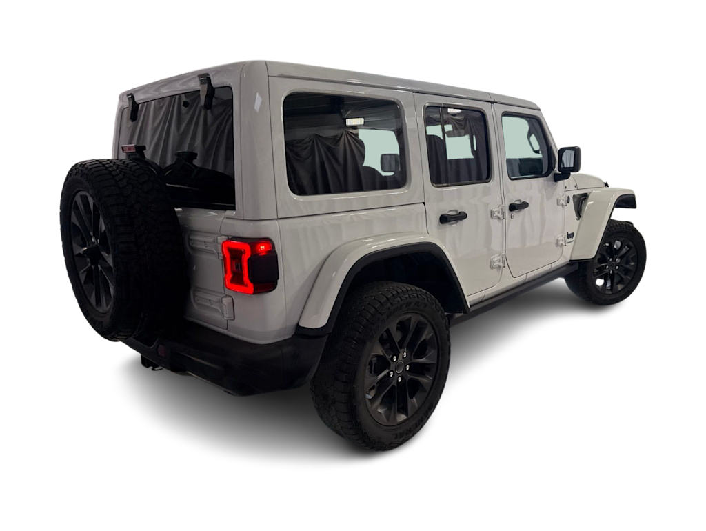 Thumbnail: 2025 Jeep Wrangler - 17