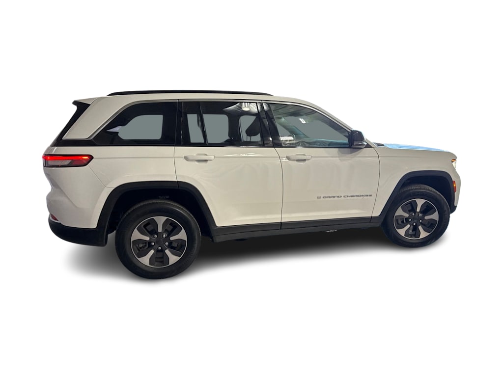 Thumbnail: 2024 Jeep Grand Cherokee - 15