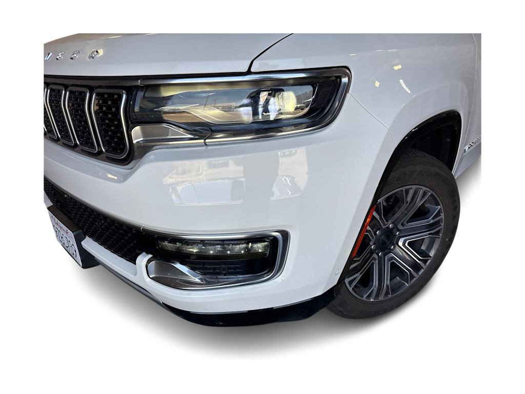 Thumbnail: 2024 Jeep Wagoneer - 17