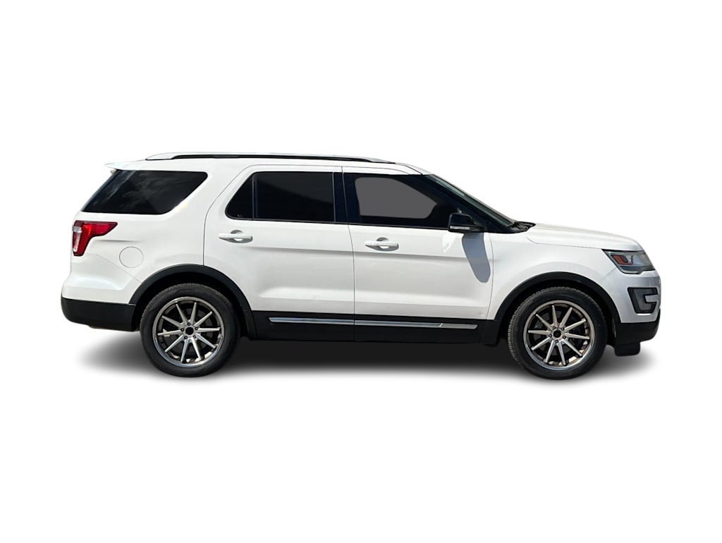 Thumbnail: 2017 Ford Explorer - 18