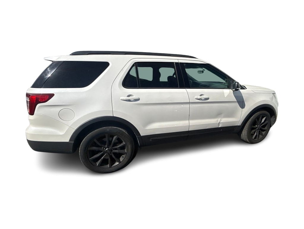 Thumbnail: 2017 Ford Explorer - 14