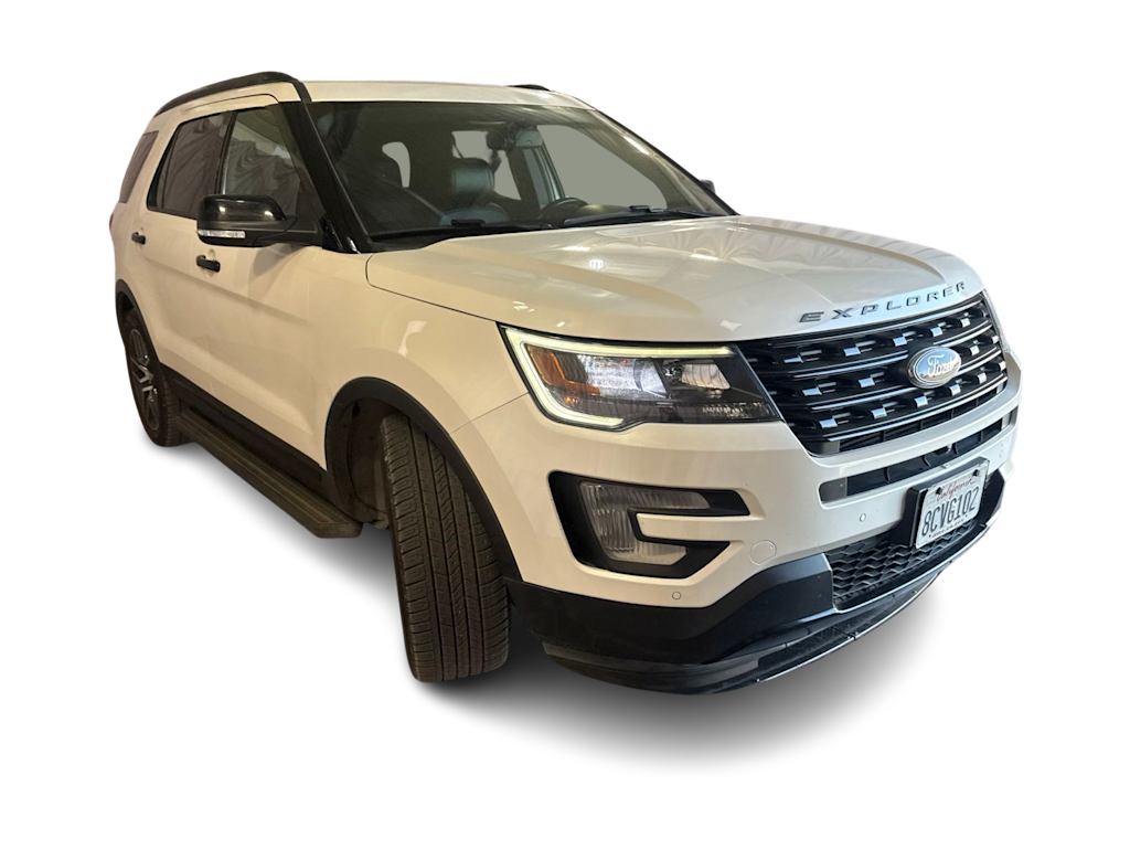Thumbnail: 2017 Ford Explorer - 18