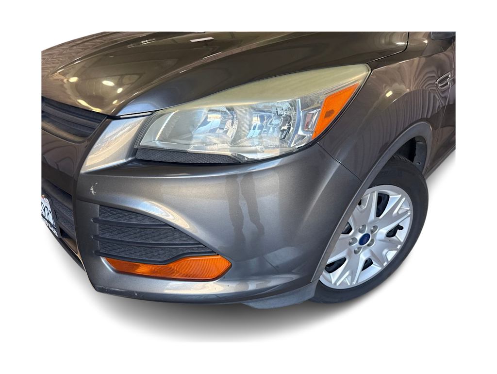 Thumbnail: 2013 Ford Escape - 17