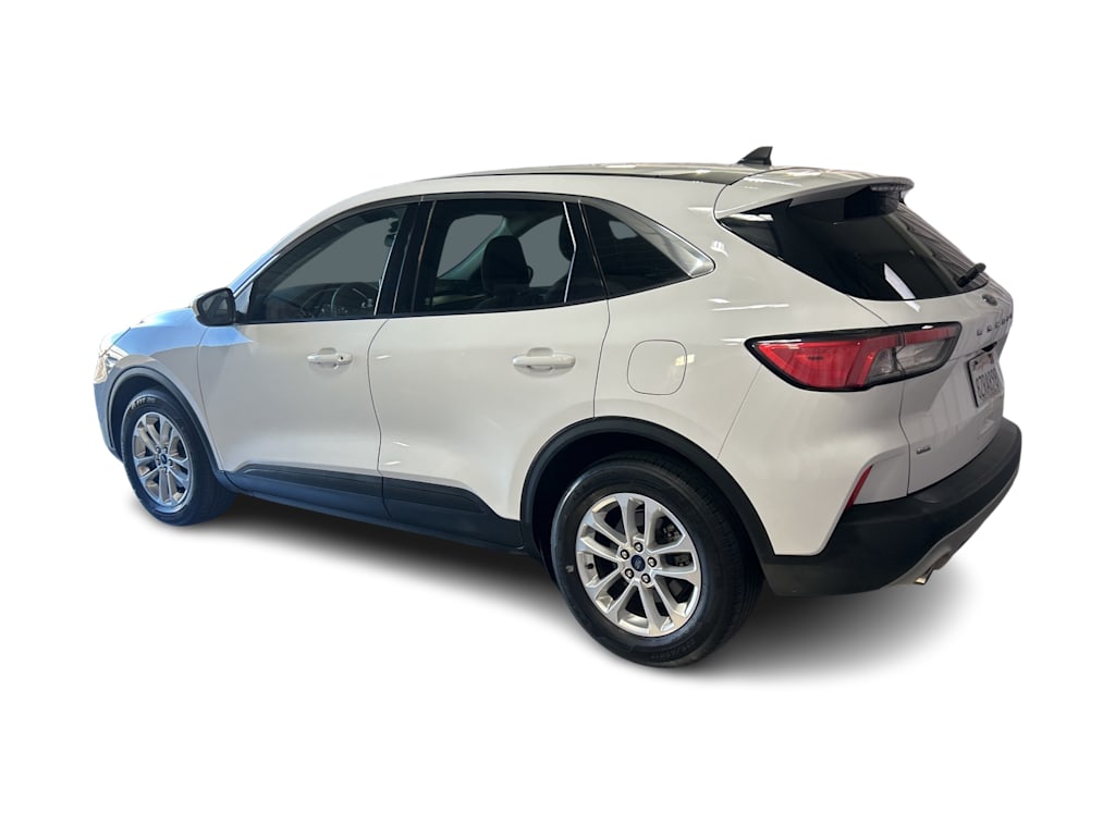 Thumbnail: 2021 Ford Escape - 3