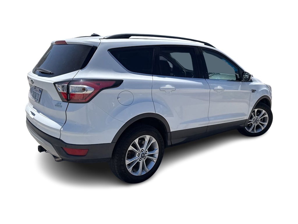 Thumbnail: 2017 Ford Escape - 17