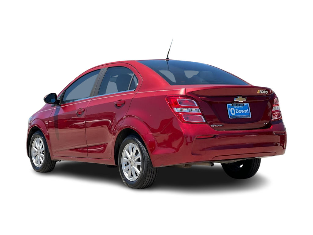 Thumbnail: 2017 Chevrolet Sonic - 4