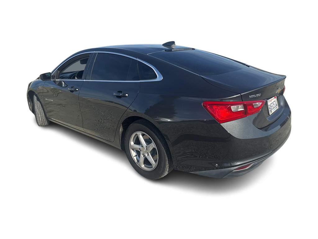 Thumbnail: 2017 Chevrolet Malibu - 3