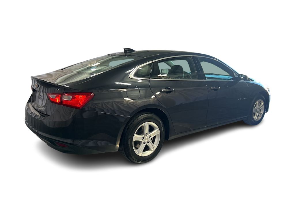Thumbnail: 2023 Chevrolet Malibu - 17