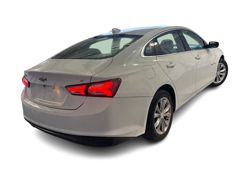 Thumbnail: 2019 Chevrolet Malibu - 17