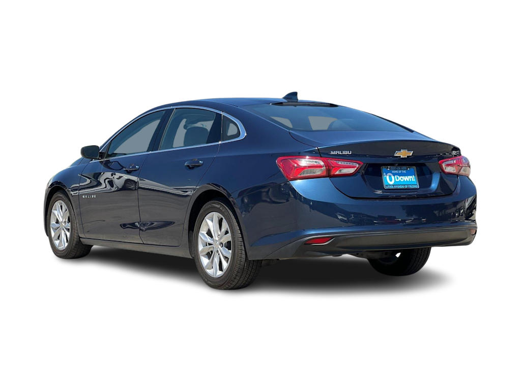 Thumbnail: 2022 Chevrolet Malibu - 4