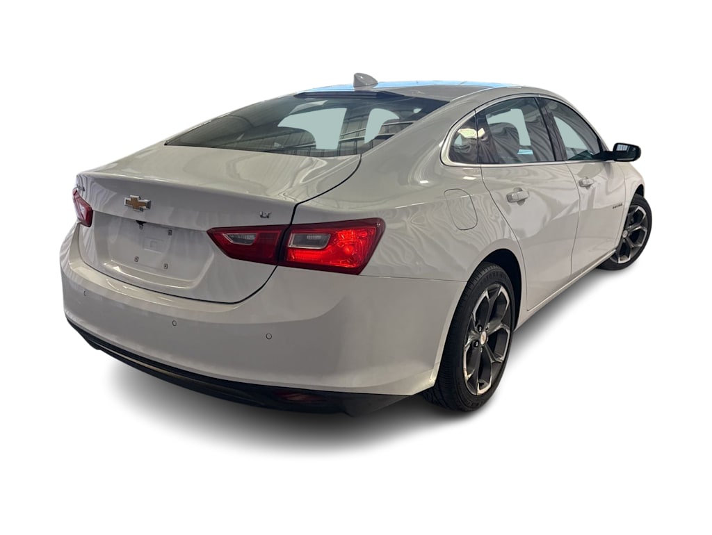 Thumbnail: 2023 Chevrolet Malibu - 17