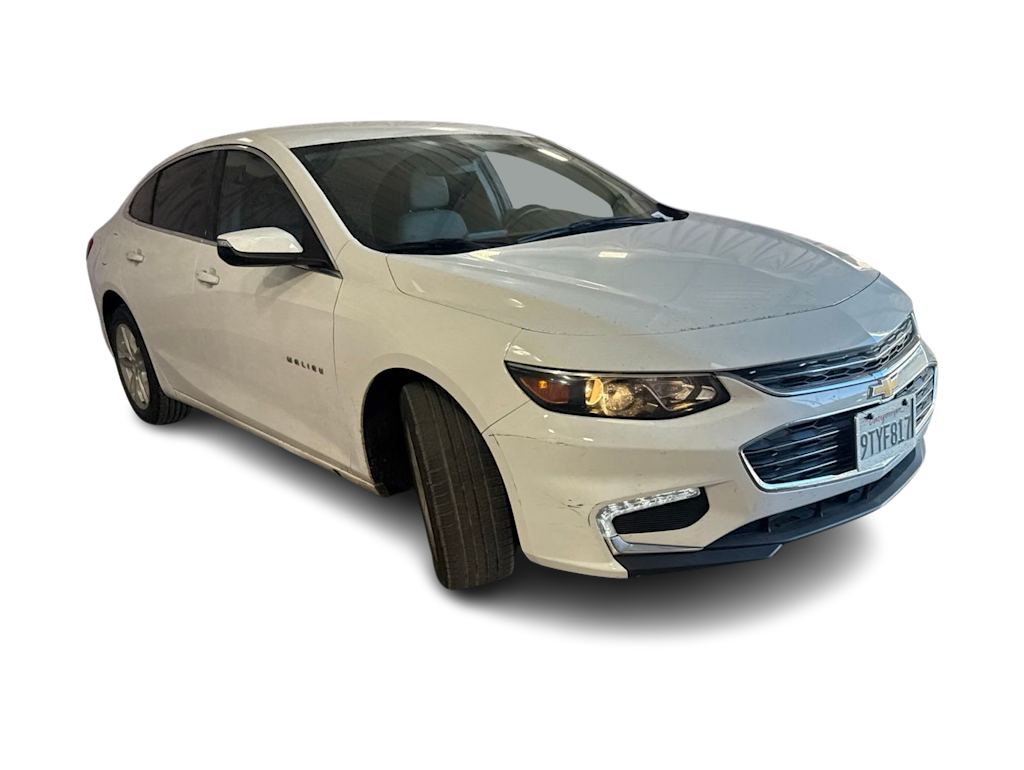 Thumbnail: 2018 Chevrolet Malibu - 15