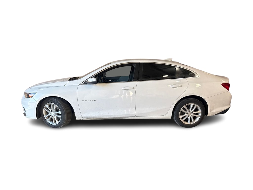 Thumbnail: 2018 Chevrolet Malibu - 3