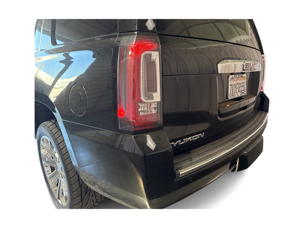 Thumbnail: 2016 GMC Yukon - 25