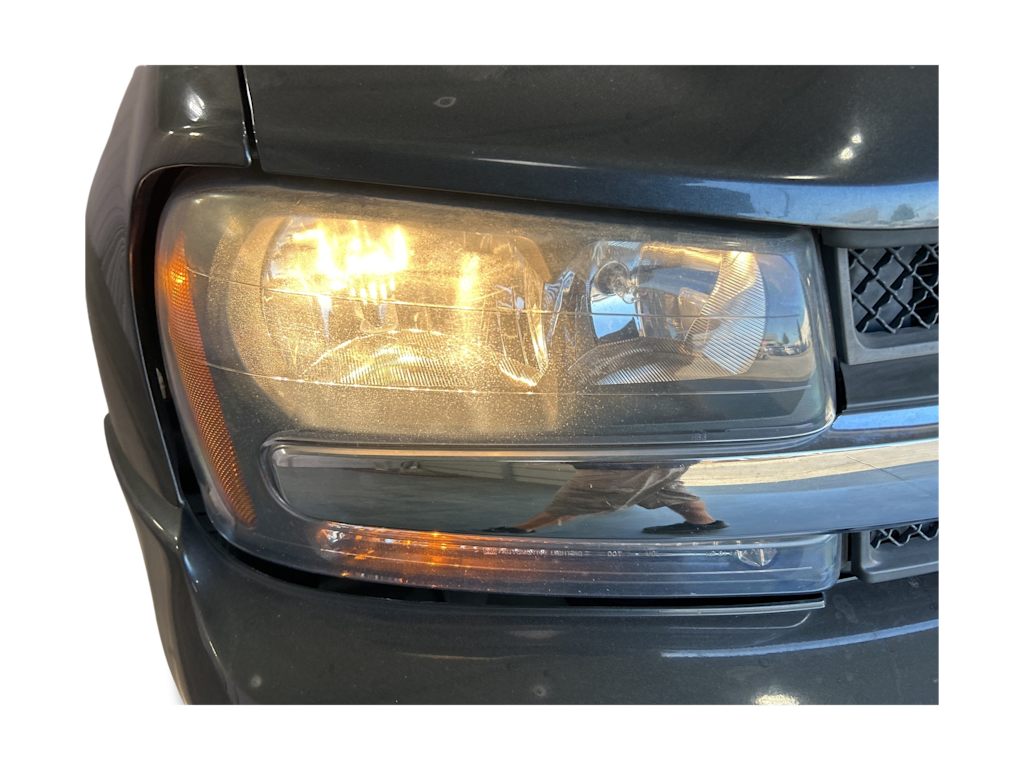 Thumbnail: 2004 Chevrolet TrailBlazer - 4