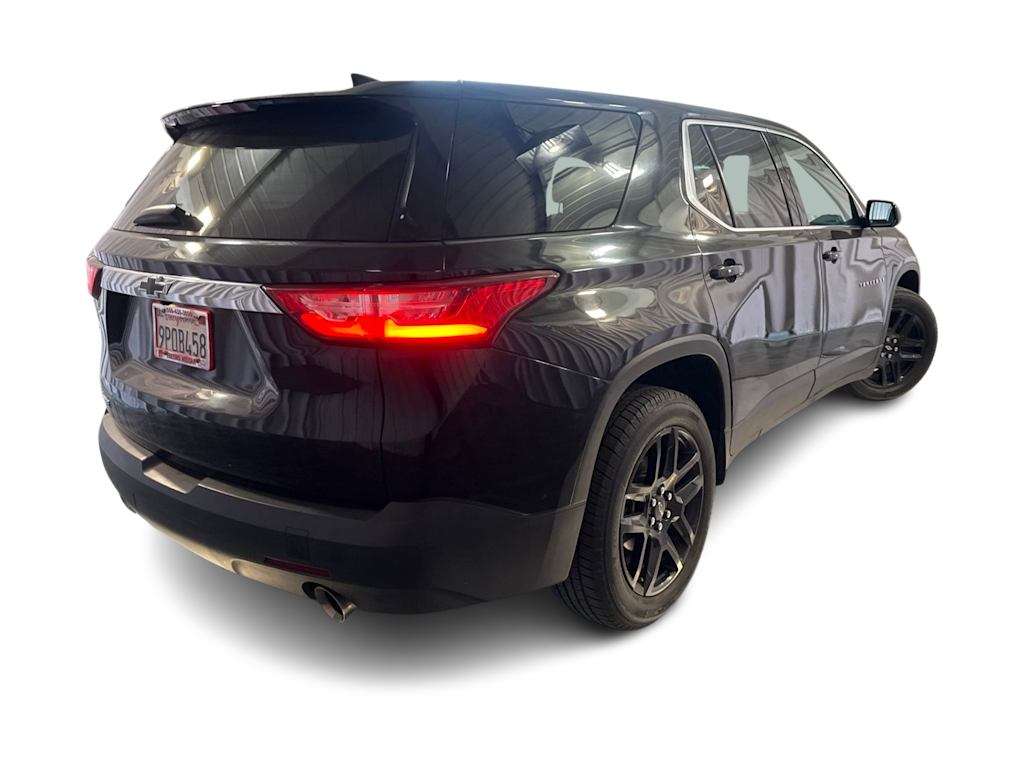 Thumbnail: 2020 Chevrolet Traverse - 16