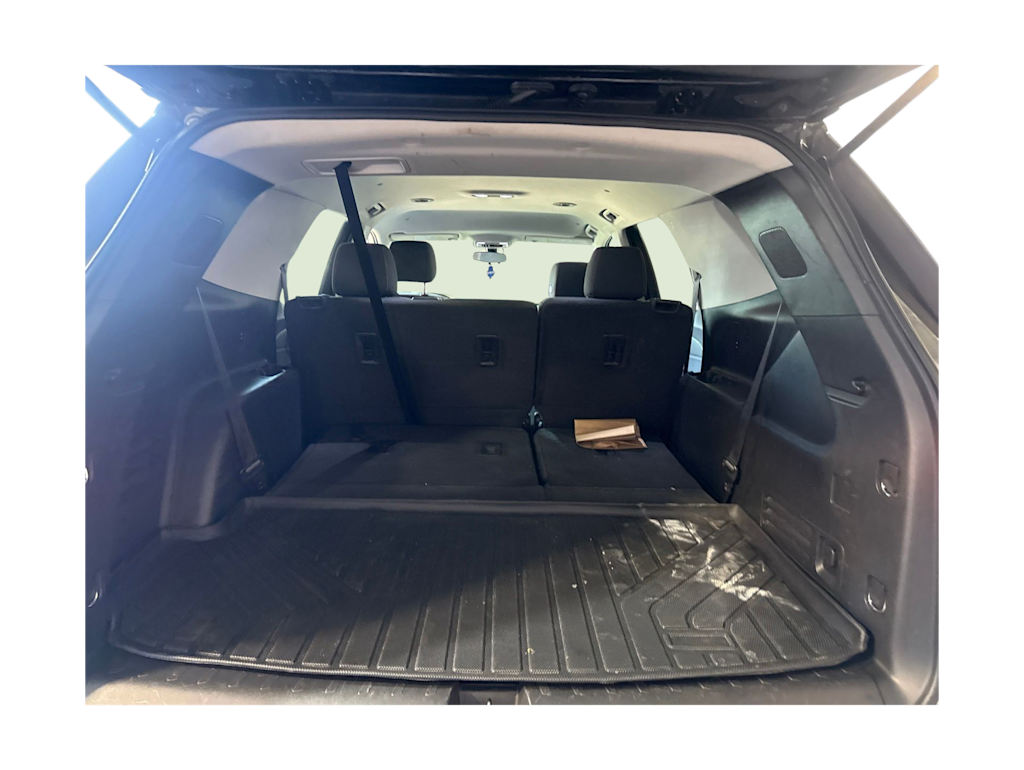 Thumbnail: 2020 Chevrolet Traverse - 13