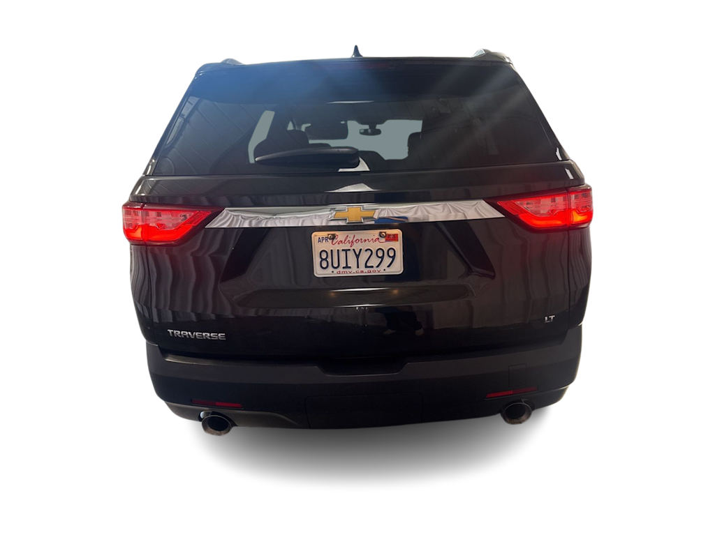 Thumbnail: 2018 Chevrolet Traverse - 4