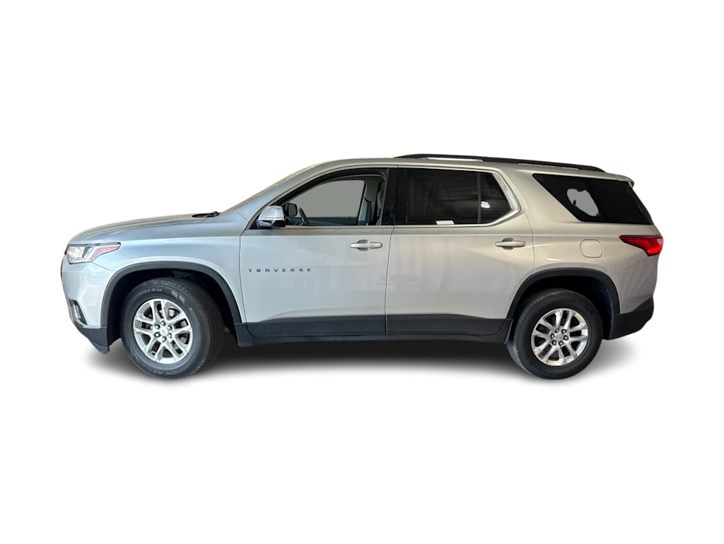 Thumbnail: 2020 Chevrolet Traverse - 3