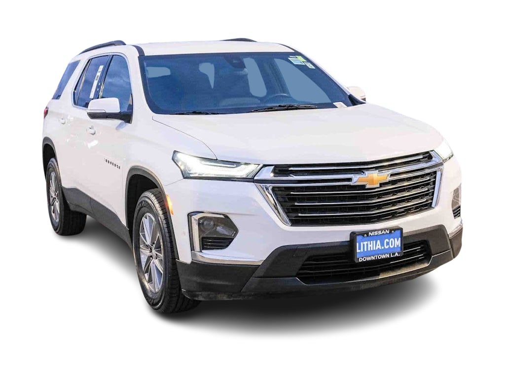 Thumbnail: 2023 Chevrolet Traverse - 16