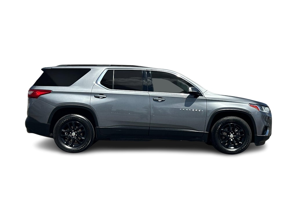 Thumbnail: 2020 Chevrolet Traverse - 21