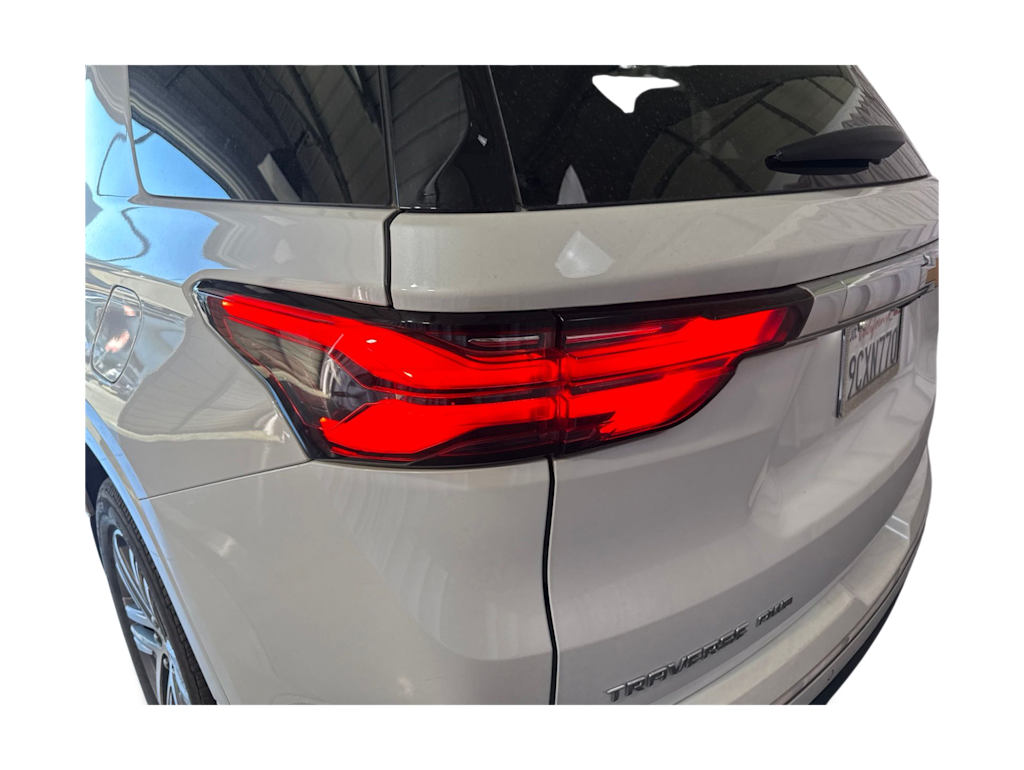 Thumbnail: 2023 Chevrolet Traverse - 20