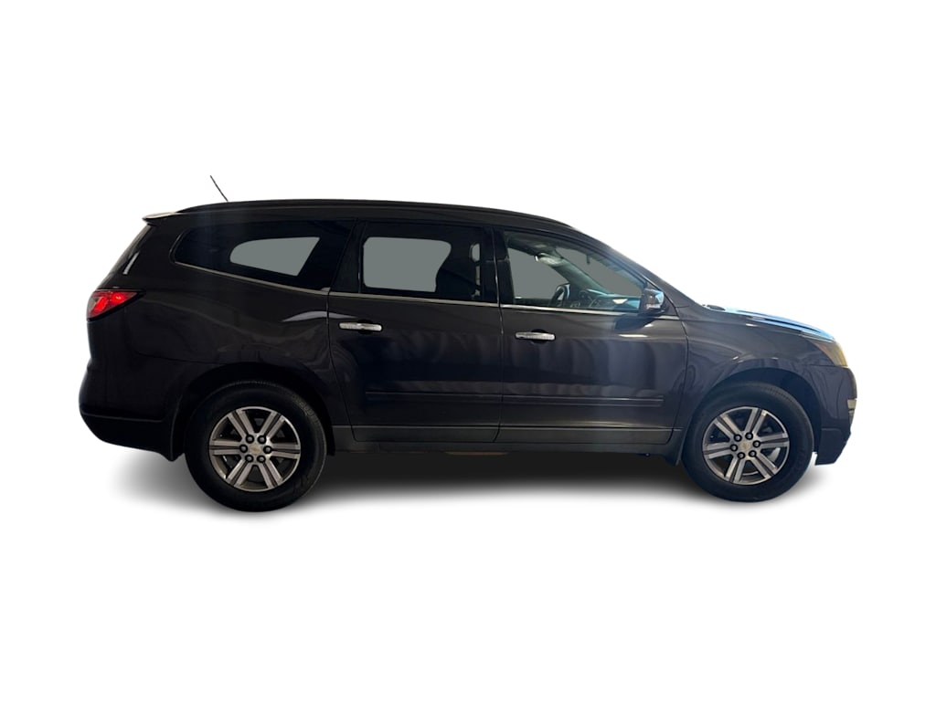 Thumbnail: 2015 Chevrolet Traverse - 15