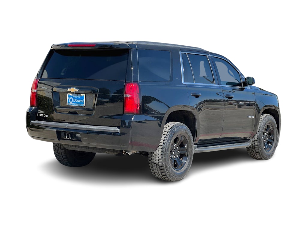 Thumbnail: 2017 Chevrolet Tahoe - 16