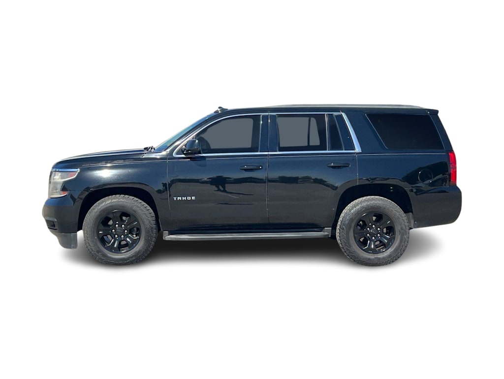 Thumbnail: 2017 Chevrolet Tahoe - 3