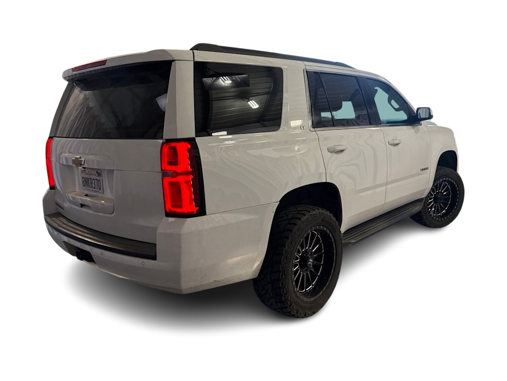 Thumbnail: 2019 Chevrolet Tahoe - 17