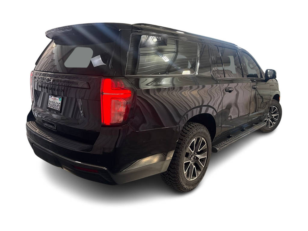 Thumbnail: 2022 Chevrolet Suburban - 16