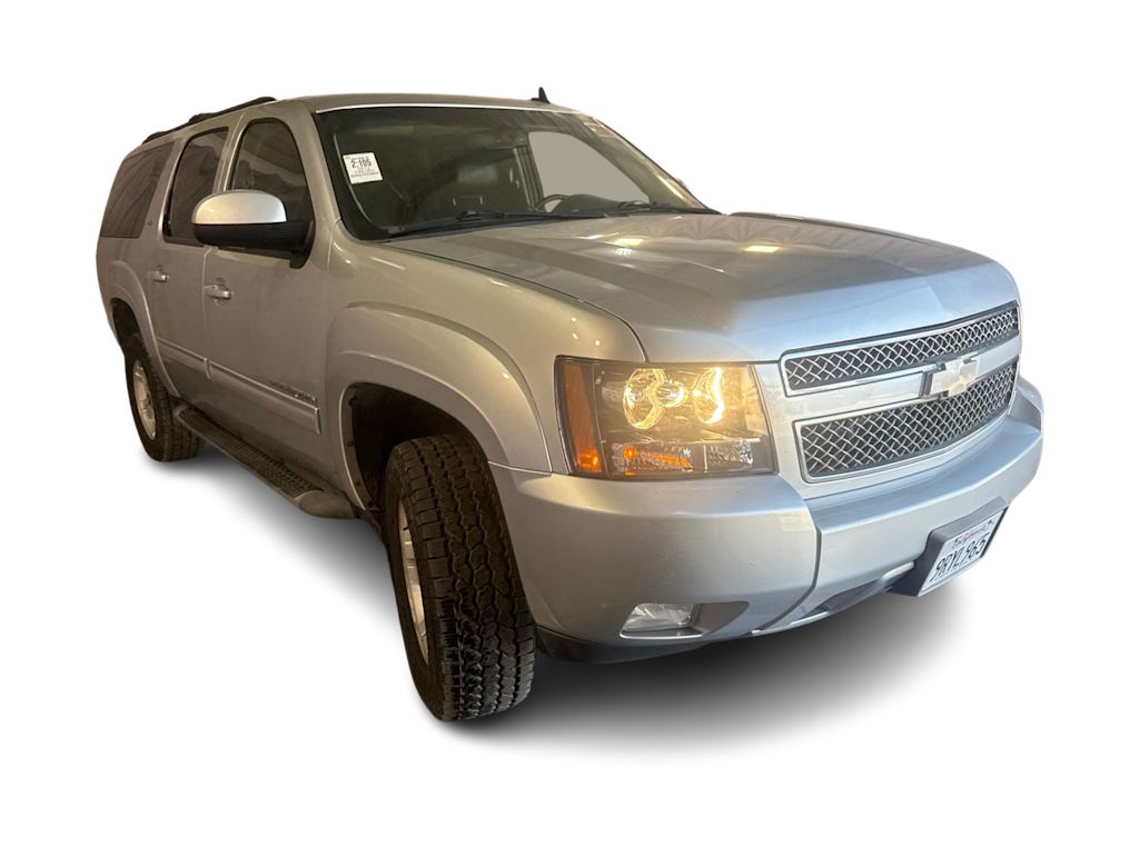 Thumbnail: 2013 Chevrolet Suburban - 12