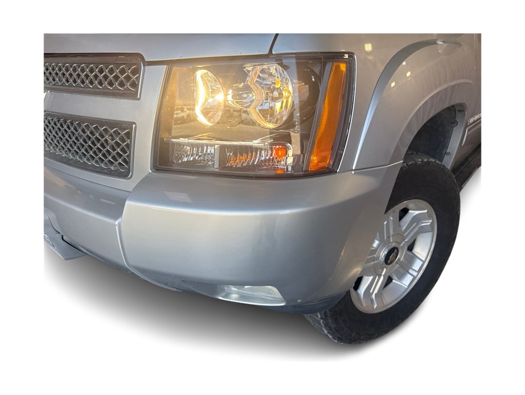 Thumbnail: 2013 Chevrolet Suburban - 15