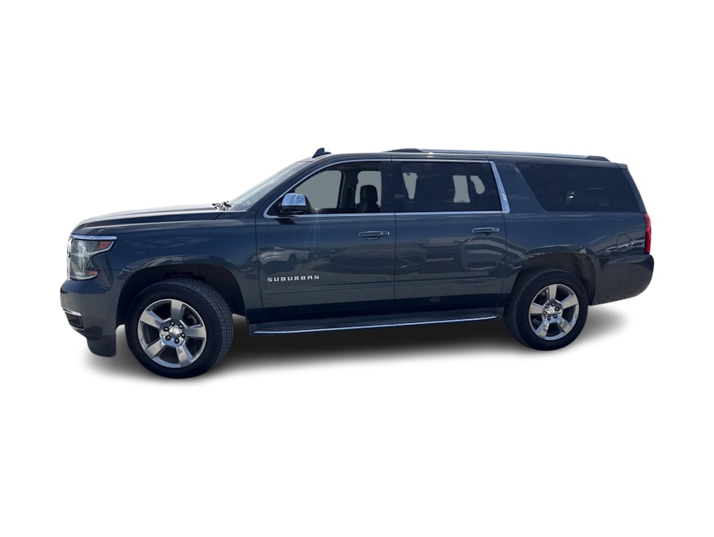 Thumbnail: 2019 Chevrolet Suburban - 3