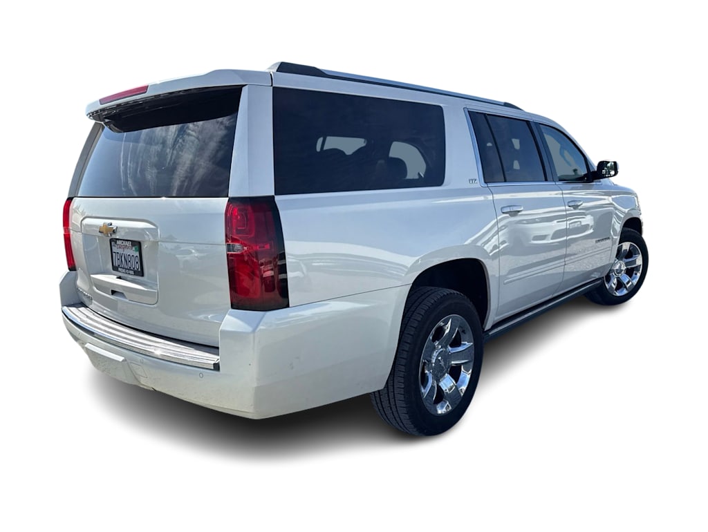 Thumbnail: 2015 Chevrolet Suburban - 17