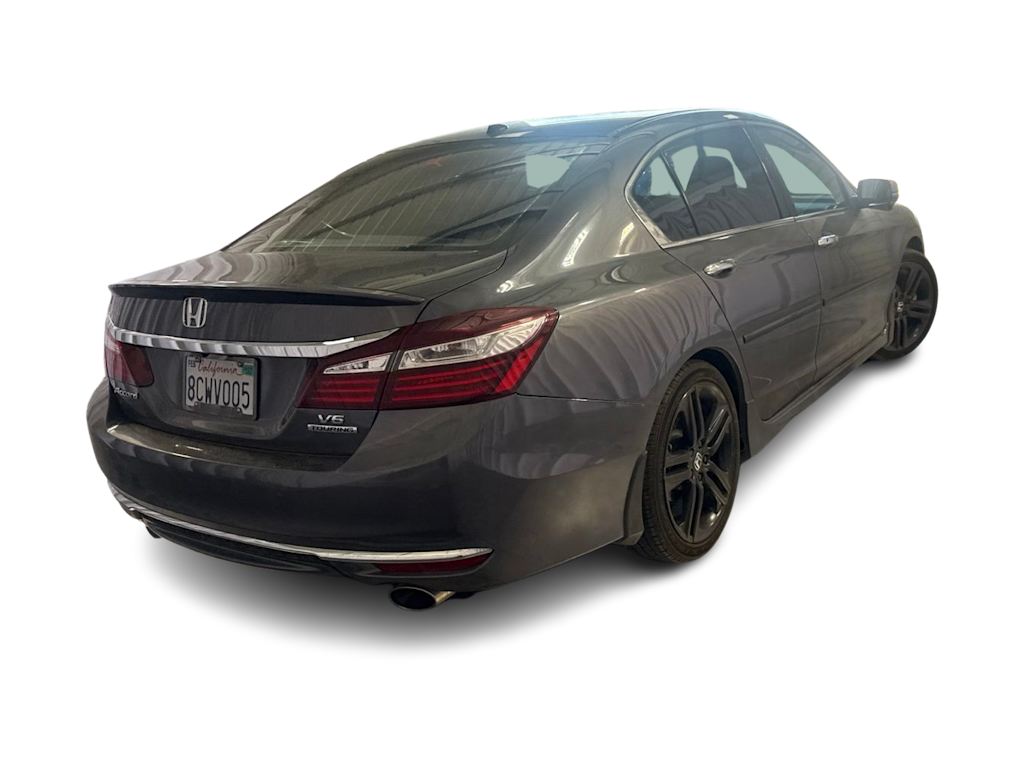 Thumbnail: 2017 Honda Accord - 17
