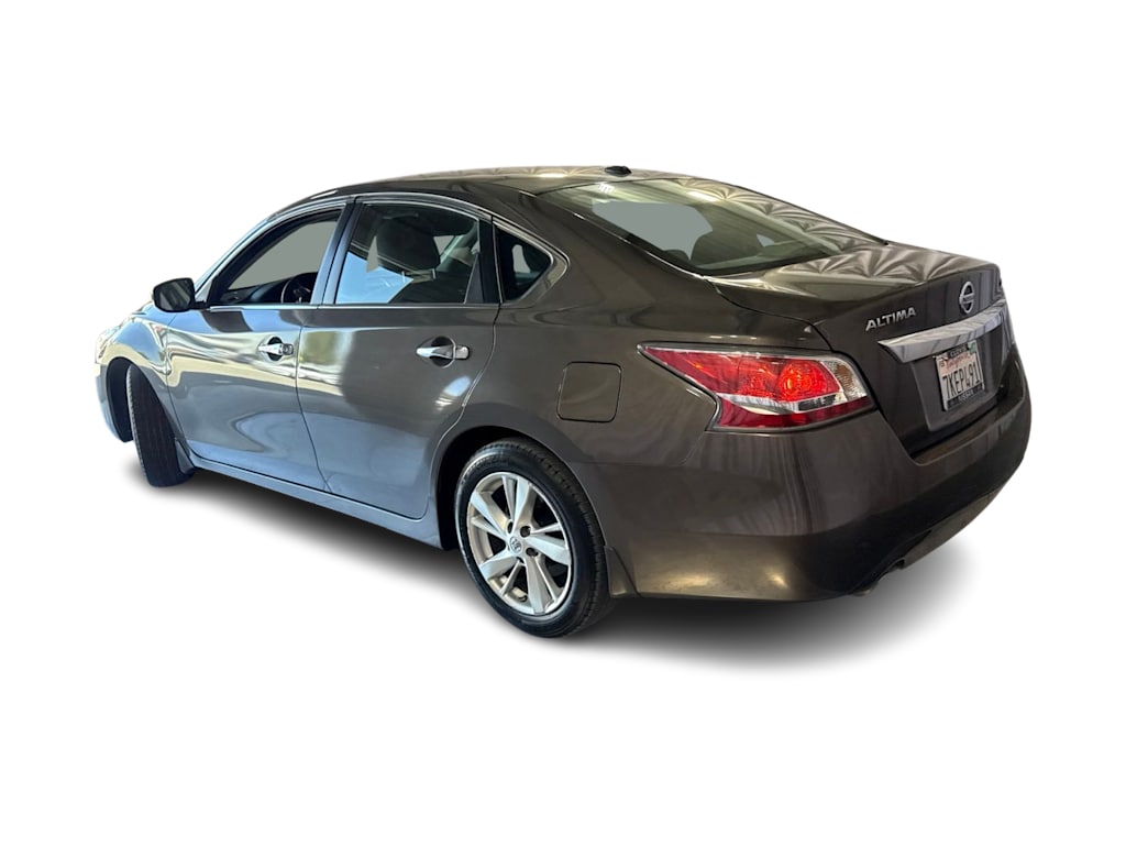 Thumbnail: 2015 Nissan Altima - 3