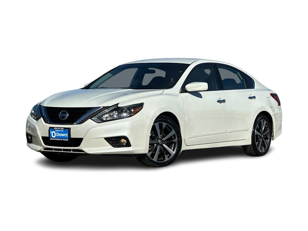 Used 2017 Nissan Altima SR with VIN 1N4AL3AP1HC114260 for sale in Casper, WY
