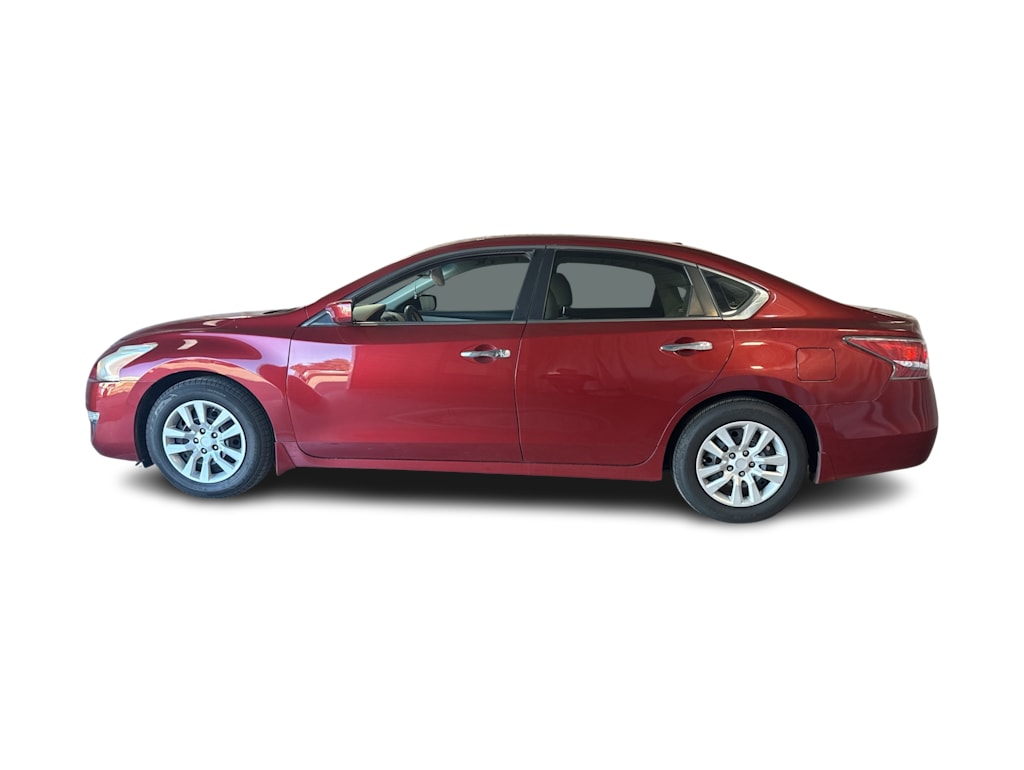 Thumbnail: 2015 Nissan Altima - 3