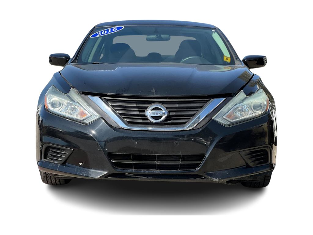 Thumbnail: 2016 Nissan Altima - 6
