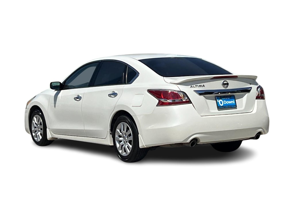 Thumbnail: 2015 Nissan Altima - 4
