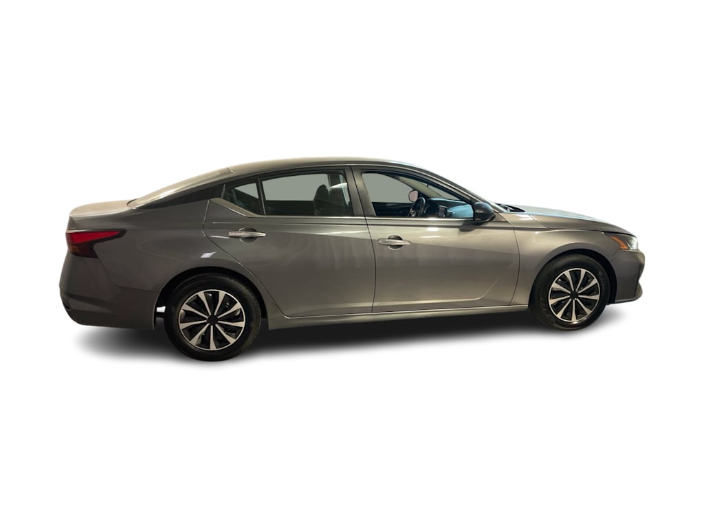 Thumbnail: 2024 Nissan Altima - 12