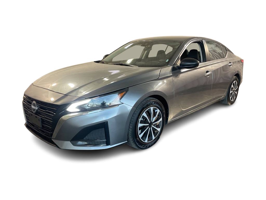 Thumbnail: 2024 Nissan Altima - 10