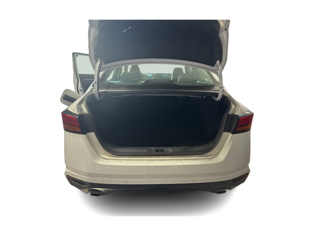 Thumbnail: 2024 Nissan Altima - 28